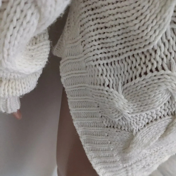 Lola B. Cable Knit Asymmetrical Turtle Neck White Sweater Dress Size L - Picture 8 of 10